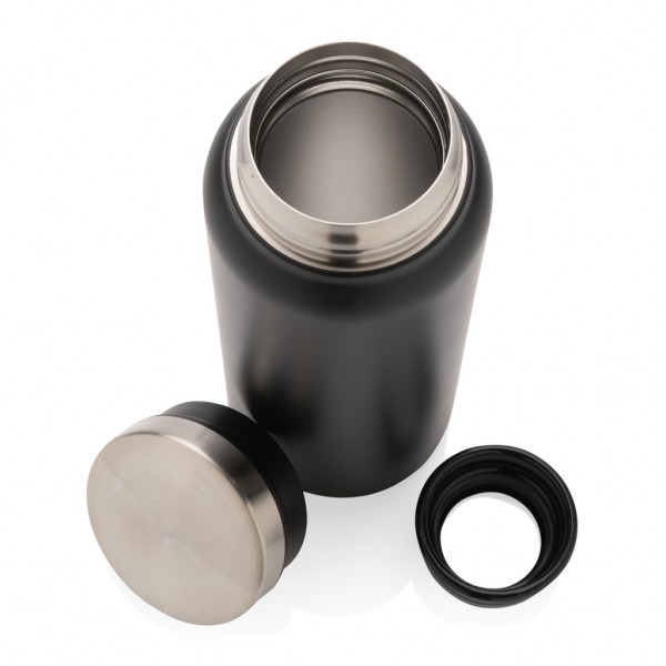 RCS recycelte Stainless Steel Vakuumflasche 600ml, schwarz