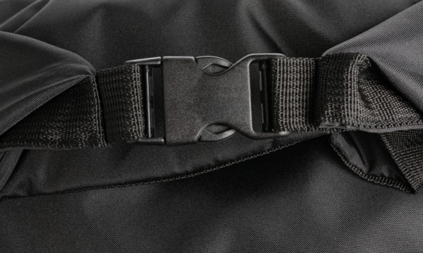 Impact AWARE™ RPET Basic Rolltop-Rucksack, schwarz