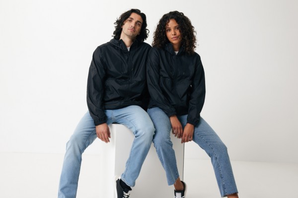 IQONIQ Logan Lightweight Jacke aus recyceltem Polyester, schwarz 4XL