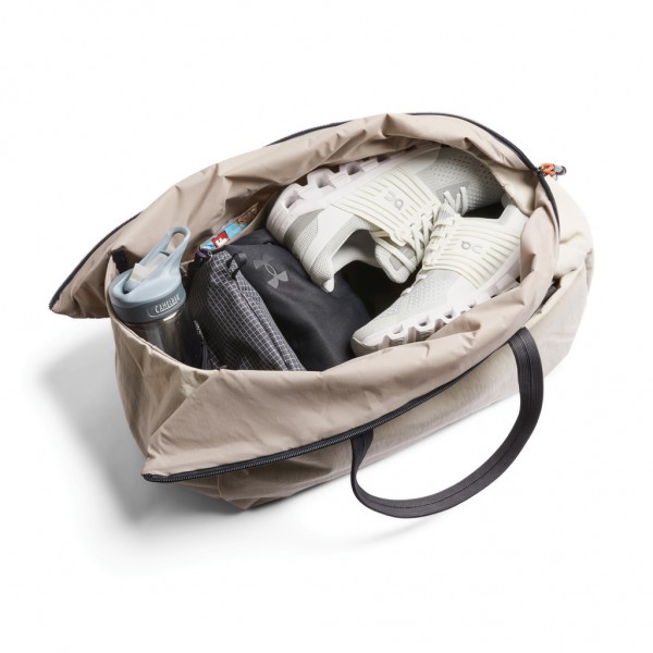 Bellroy Lite Duffel, beige