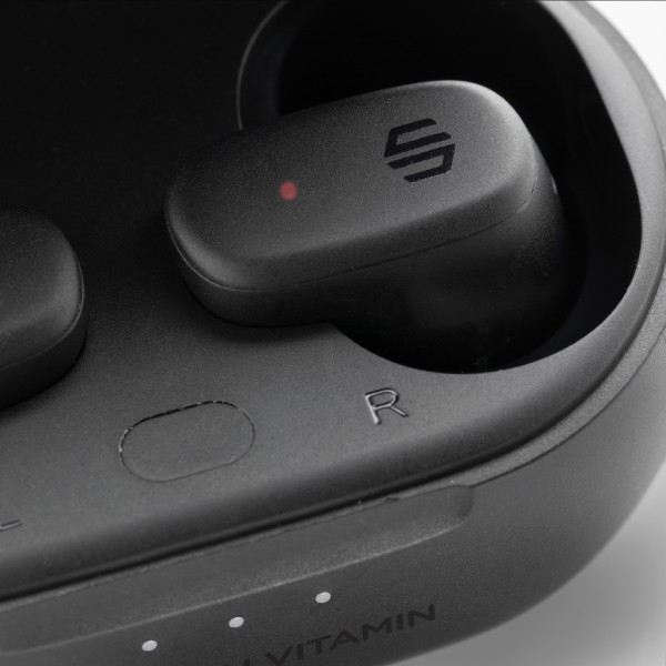 Urban Vitamin Gilroy Hybrid ANC und ENC Ohrhörer, schwarz