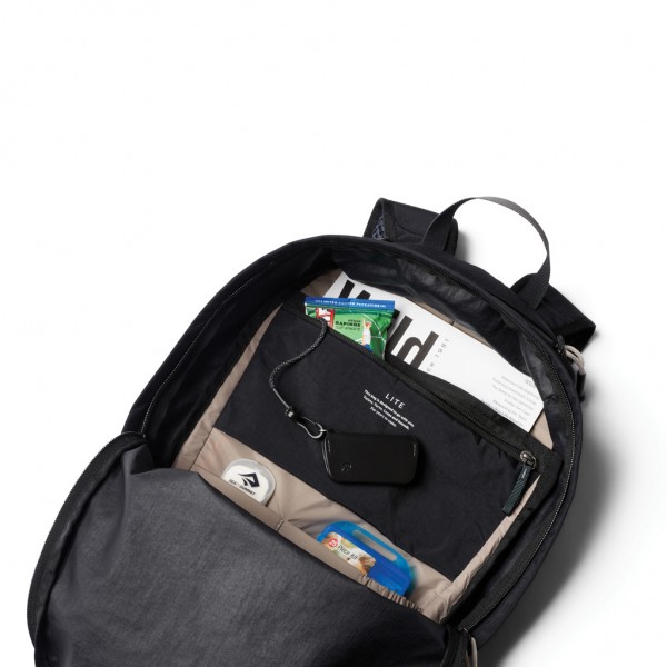 Bellroy Lite Daypack, schwarz