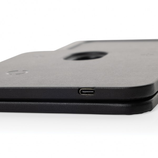 Swiss Peak 3-in-1- Wireless-Charging Desk-Tray aus RCS rPU, schwarz