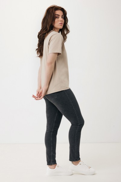 IQONIQ Kakadu relaxed T-Shirt aus recycelter Baumwolle, desert L