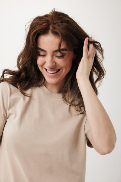 IQONIQ Kakadu relaxed T-Shirt aus recycelter Baumwolle, desert XXS