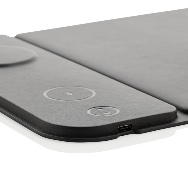 Swiss Peak 15W 3-in-1 Lade-Mauspad aus RCS recyceltem PU, schwarz