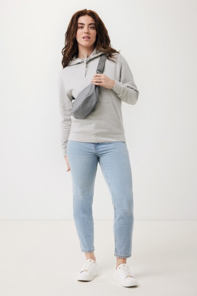 Crescent AWARE™ RPET Half-Moon Sling Tasche, Silbergrau