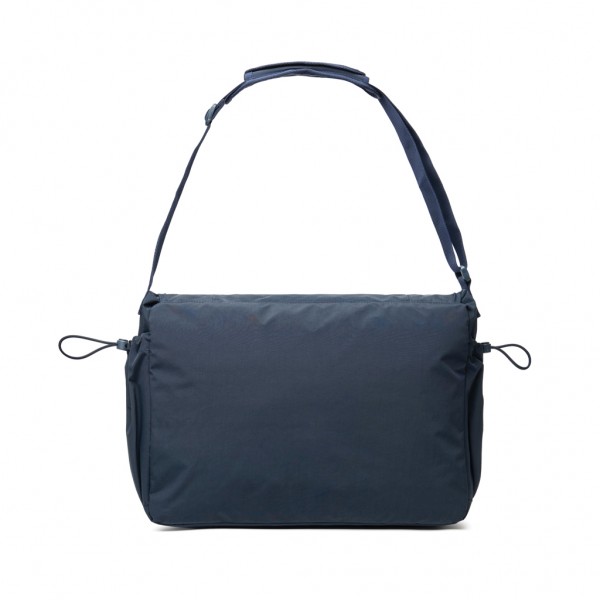 KENTO URBAN 15,6` Messenger aus RCS recyceltem Nylon, navy blau