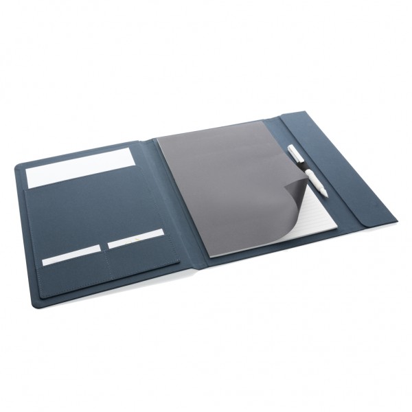 Impact Aware™ A4 Portfolio mit Magnetverschluss, navy blau