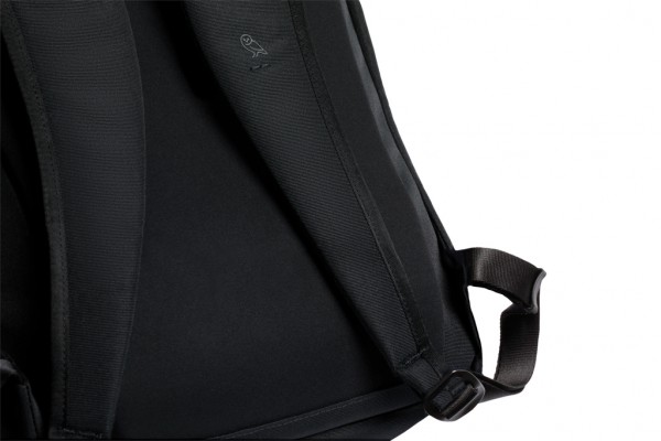 Bellroy Via Rucksack, schwarz