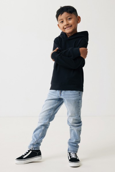 IQONIQ Yengo KidsHoodie mit Seitentaschen aus rec. Baumwolle, schwarz 910